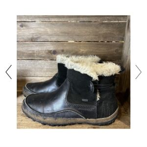 Merrell Snow boots